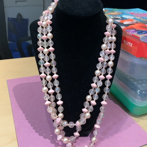 Vintage Pretty in Pink necklace 20” - Picture 3 of 5